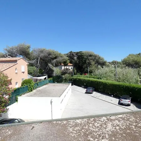 Appartamento Le Brusc, 2 Pièces, 4 Personnes - Fr-1-316-258 *